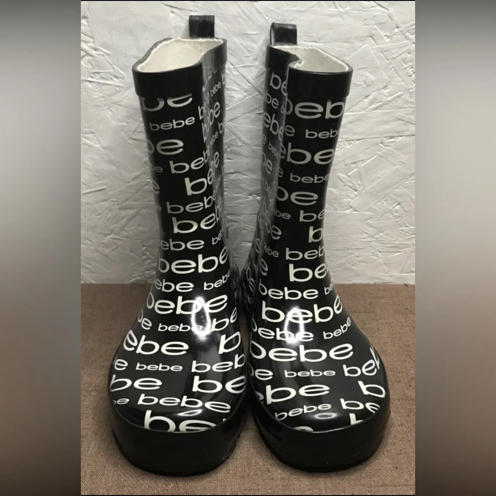 *See Description Bebe Girls Puddle Proof Rain Boots Black White Size M 13/1